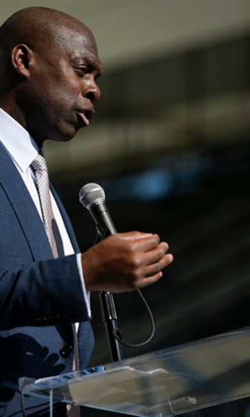 Anthony Lynn expects Chargers to win now, no matter the city